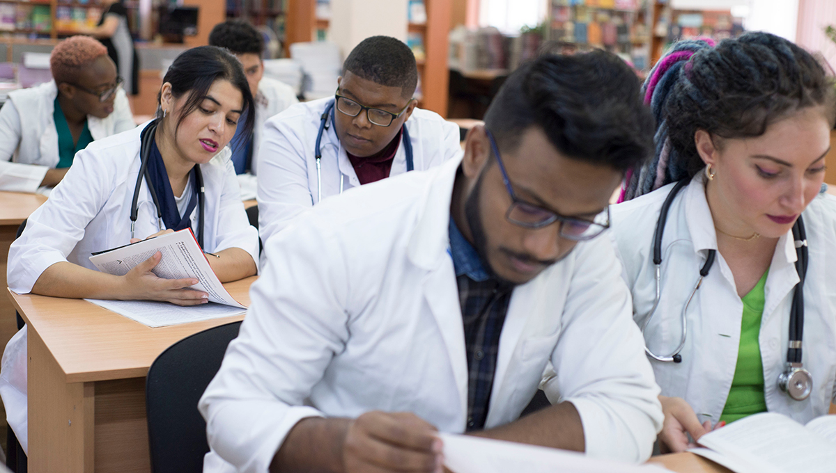 Trinidadian School Sex - Race and Sex Dictate Publication Rate for Med Students | tctmd.com