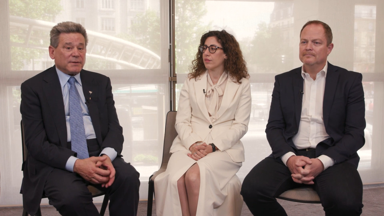 Effective Management of Calcium: Novel Hertz Contact Intravascular Lithotripsy