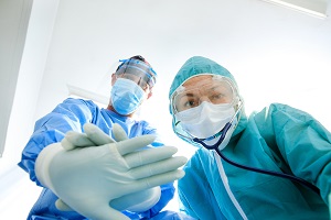 doctor in mask