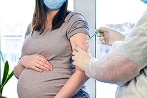 pregnant woman getting vaccine