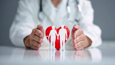 Benefits of TAVI Before Symptom Onset Not Hindered by Age: EARLY TAVR
