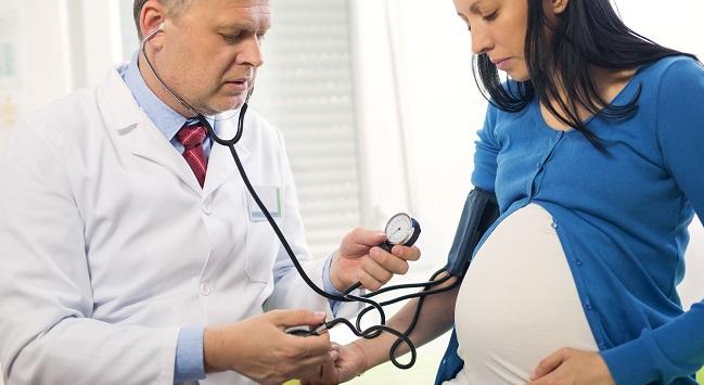 Preeclampsia During Pregnancy Linked With CV Consequences Many Years Later