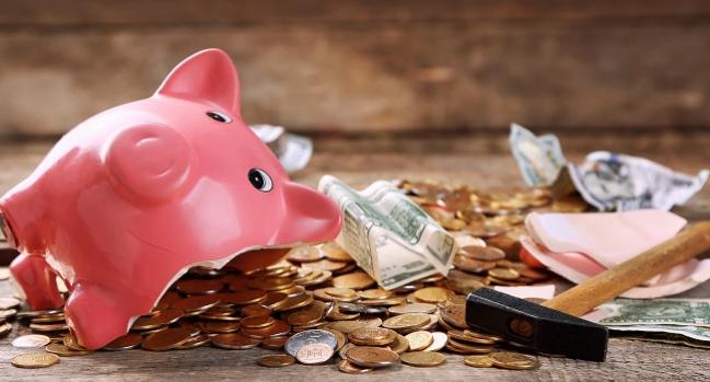Pfizer is “gouging” payers, say researchers, noting that elderly patients have out-of-pocket costs of $1,000 to $2,000 a month.