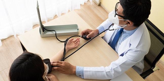 Doctors Rely on Clinic BP, Automated Tools at Patient’s Peril