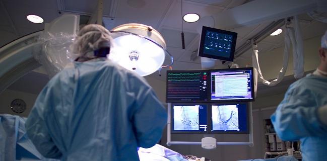 CathPCI Model Fails to Capture Excess Bleeding Risk With PCI Plus TAVR