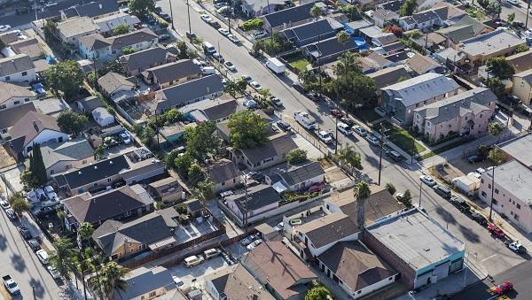 Poorer Neighborhoods Pose Risks for Black Patients After Acute MI  
