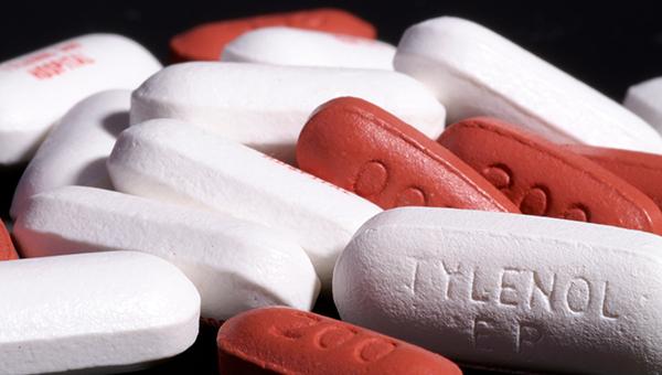 Acetaminophen Raises BP, Just Like NSAIDs Do, in Patients With Hypertension