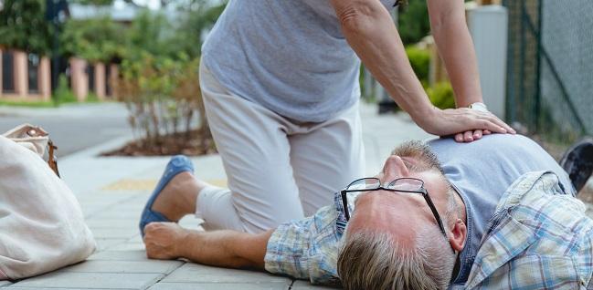 EMERGE: Early Angiography Doesn’t Boost OHCA Survival After NSTEMI