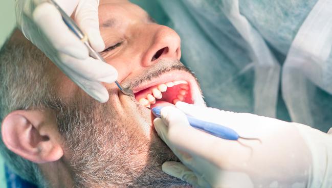 Antibiotics Before Invasive Dental Work Helpful in High-Risk Patients