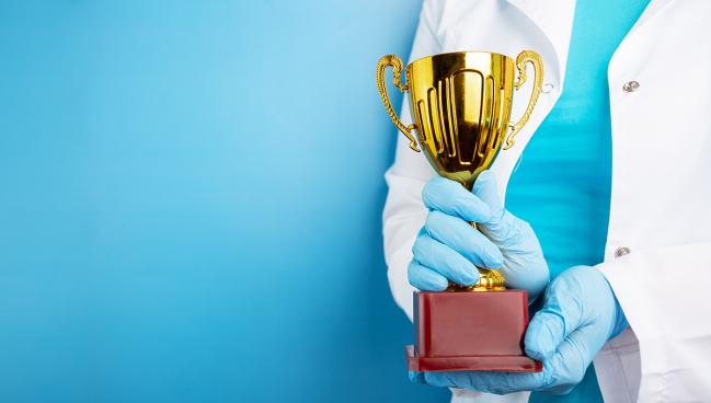 Cardiology Awards Continue to Favor Male, White Recipients
