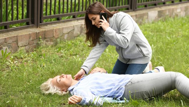 Bystander CPR Less Likely for Women Regardless of Neighborhood’s Racial/Ethnic Mix 