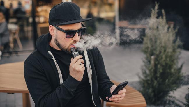 Vaping Linked to Higher Risk of HFpEF, NIH Data Show