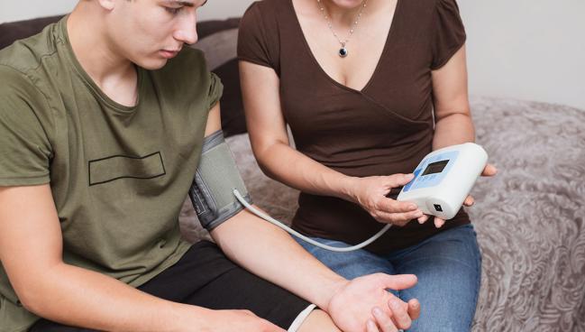 High Adolescent BP Tied to Subclinical Disease in Middle Age