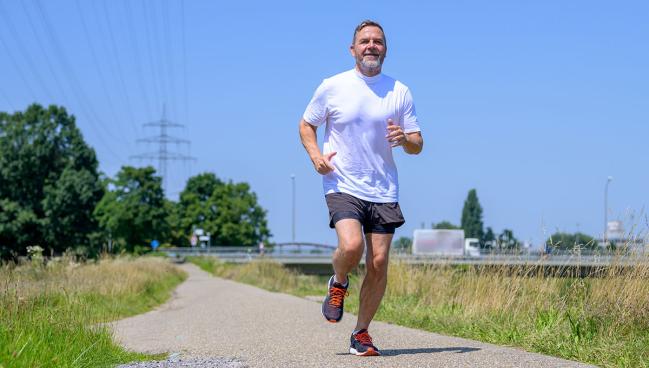 Healthy Lifestyle Plus GLP-1s Yields Bigger CV Reduction Than Drugs Alone